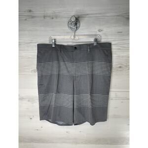 Haggar Shorts Mens 40 Gray Black Striped Cruise Hybrid Active Series Stretch‎